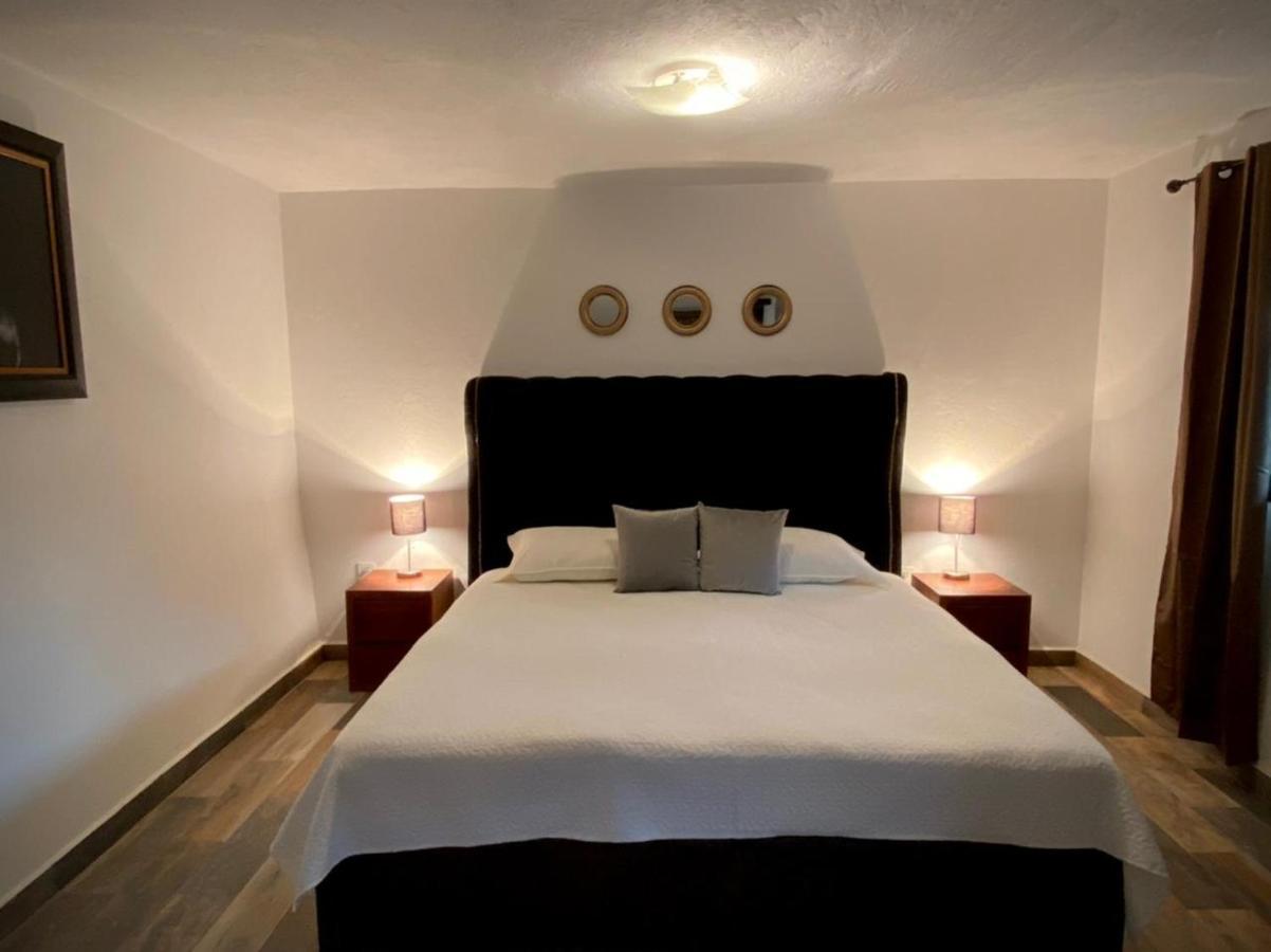 Cabanas, Suites Y Habitaciones Rancho San Jorge Берналь Экстерьер фото