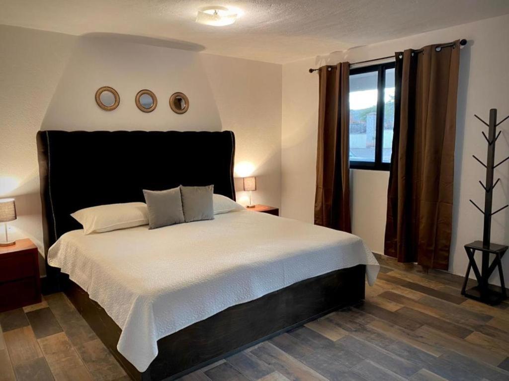 Cabanas, Suites Y Habitaciones Rancho San Jorge Берналь Экстерьер фото