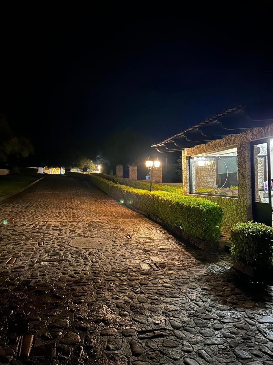 Cabanas, Suites Y Habitaciones Rancho San Jorge Берналь Экстерьер фото